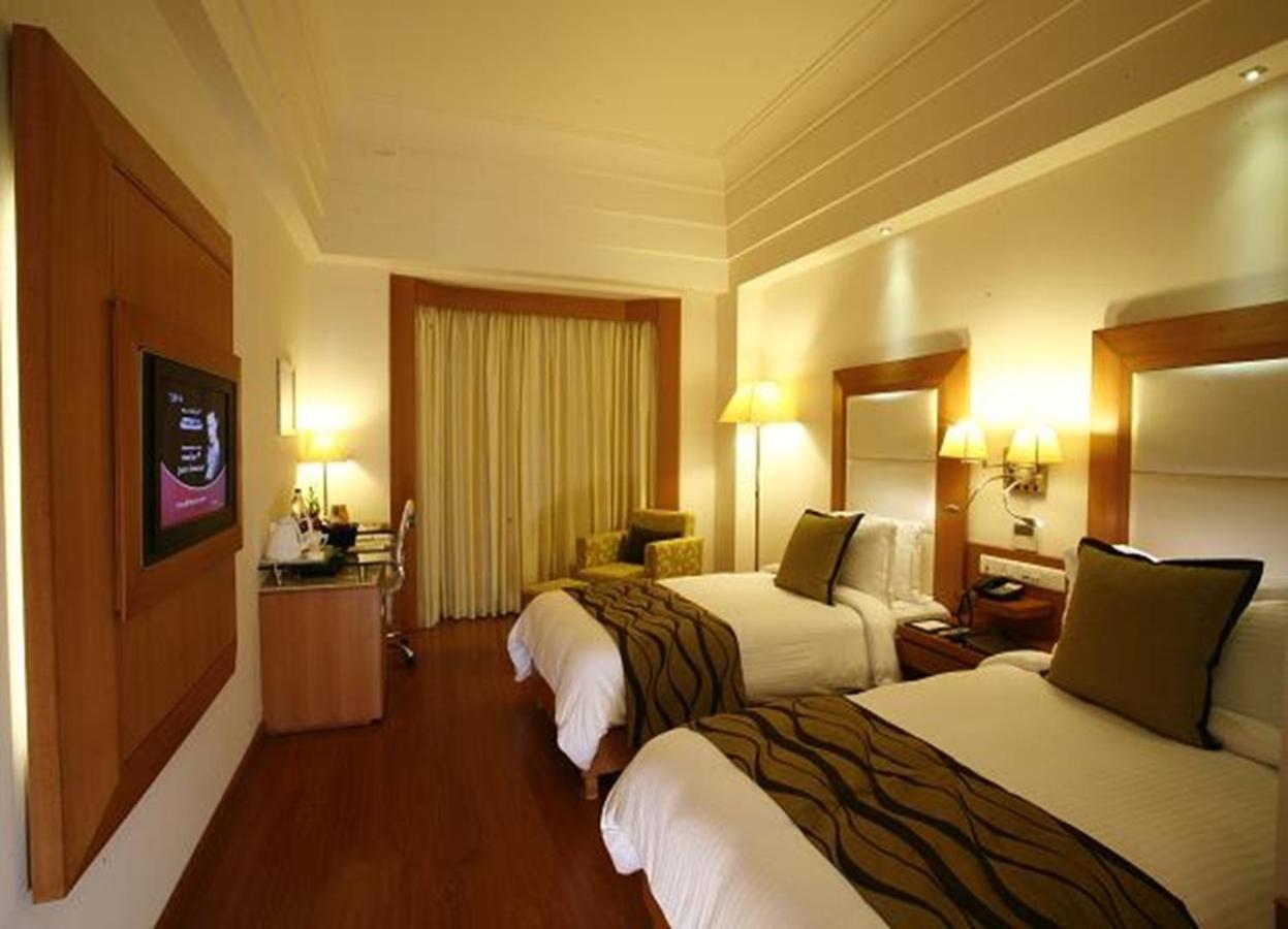 Ambrosia Sarovar Portico Haridwār Eksteriør billede
