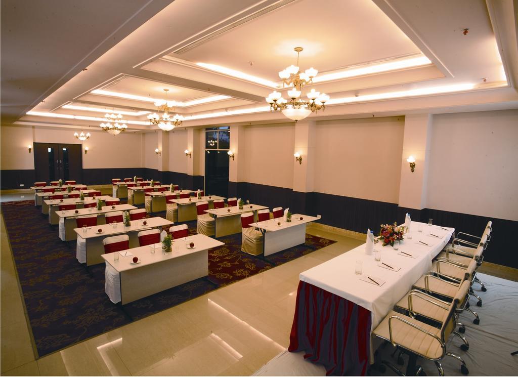 Ambrosia Sarovar Portico Haridwār Eksteriør billede