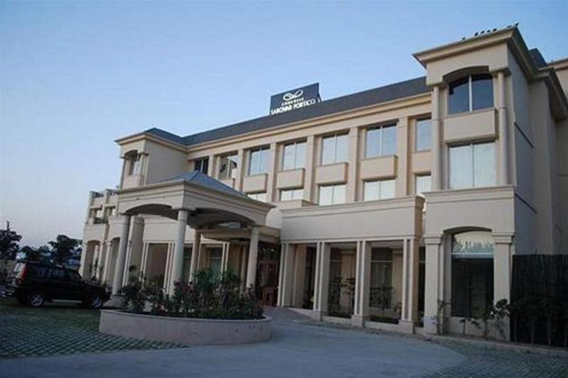 Ambrosia Sarovar Portico Haridwār Eksteriør billede